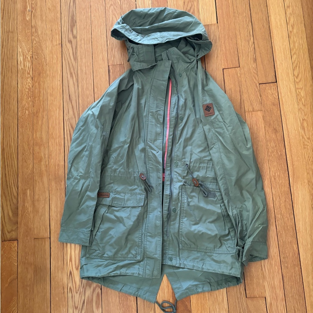 Women’s Columbia jacket